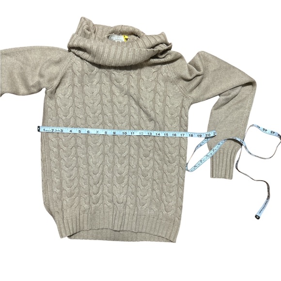 Banana Republic Cable Knit Turtleneck Sweater in Beige - Picture 5 of 8